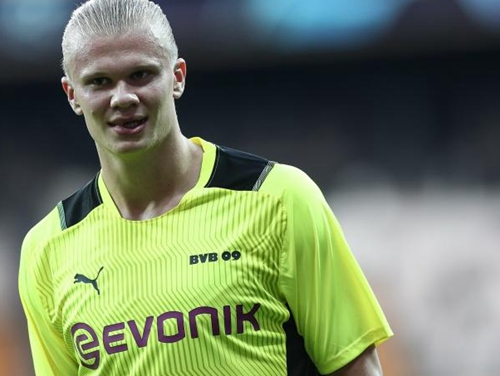 记者：皇马加入鲁本·内维斯争夺战，希望明年夏天免签（皇马参与鲁本·内维斯竞逐，计划明夏自由签约）