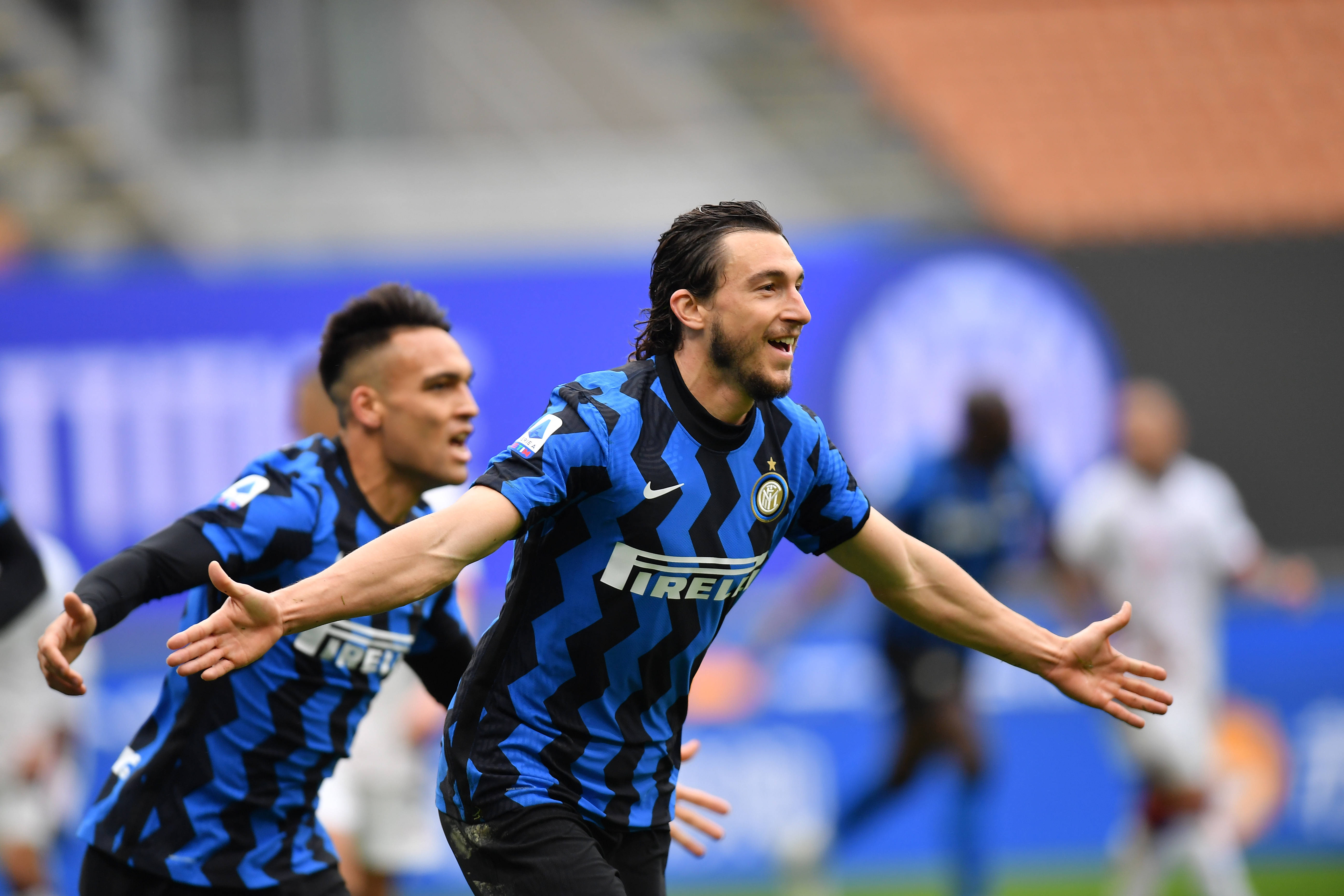 记者：内马尔已正常参加训练，能够参加周六桑托斯的保级战（记者称内马尔已恢复正常训练，周六可出战桑托斯保级大战）