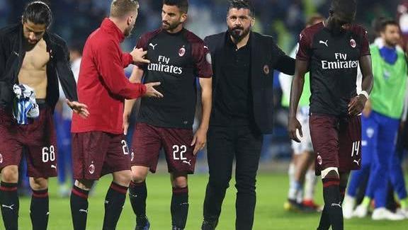 里程碑，徐新已为上海海港出战100场比赛（徐新迎职业里程碑：代表上海海港出战第100场）