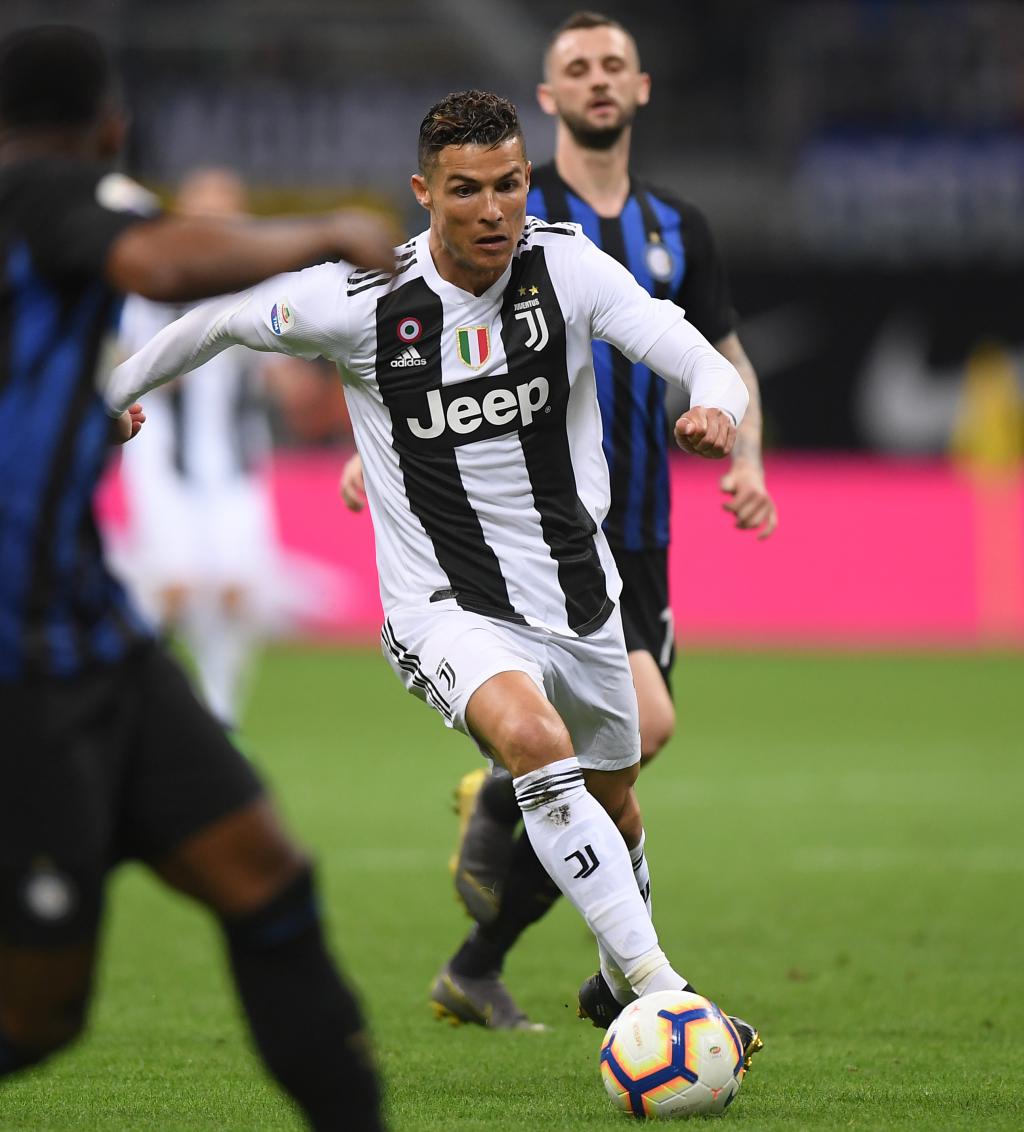 5-1到5-4！12.1亿豪门面对提款机惊险19连胜 神锋英超100球破纪录