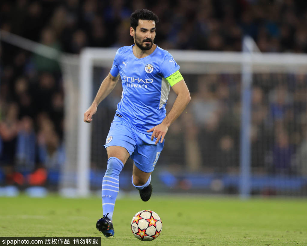 汉堡vs斯图加特：洛孔加、卢卡-武什科维奇首发，努贝尔、达希勒出战（汉堡迎战斯图加特：洛孔加、卢卡-武什科维奇先发，努贝尔、达希勒登场）