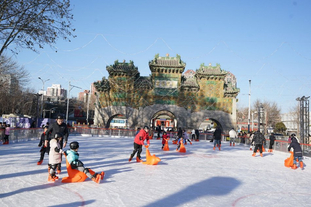 澳媒：珀斯光荣面临巨大伤病危机，多名中前场球员受伤（澳媒：珀斯光荣遭遇严重伤病潮，中前场多名球员受伤）