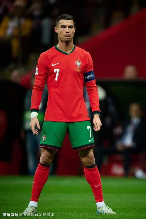 Opta全球俱乐部当前实力榜：阿森纳、拜仁、巴黎前3，维拉第6（Opta发布全球俱乐部实力榜：阿森纳、拜仁、巴黎包揽前三，维拉位列第6）