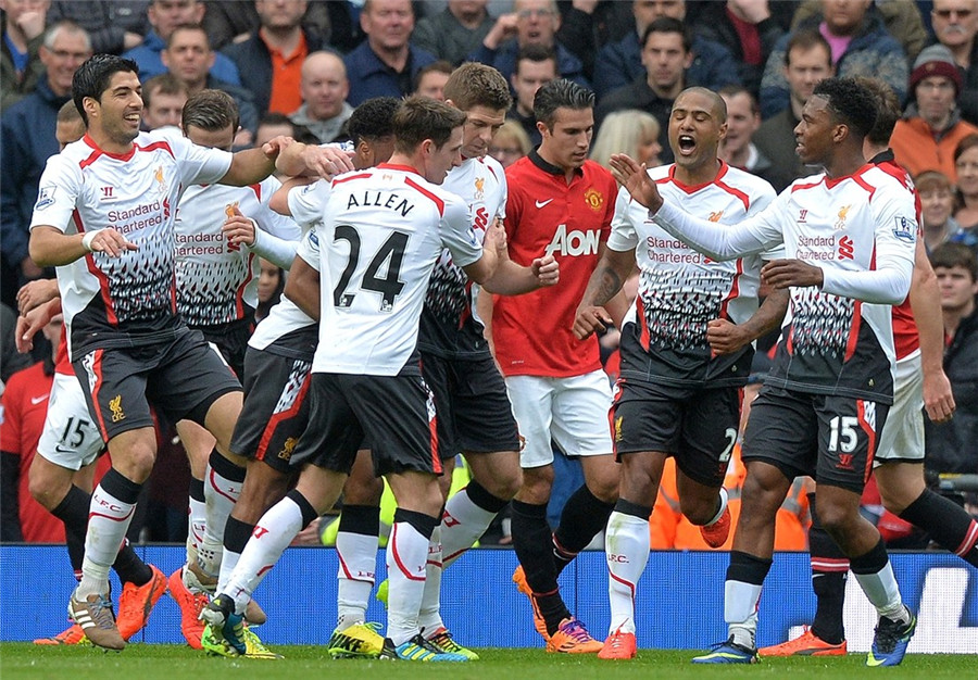 米兰跟队：米兰双雄探讨出售圣西罗冠名权，每年2000-3000万欧（随队消息：AC米兰与国米商议出售圣西罗冠名权，年收2000-3000万欧元）