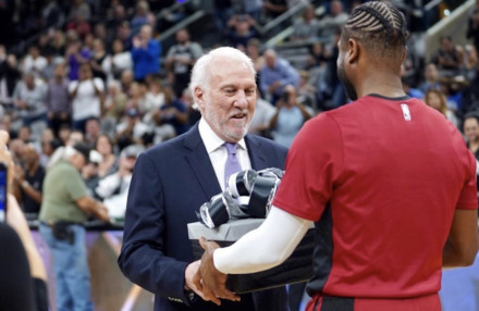 展示风度同 展示风度同